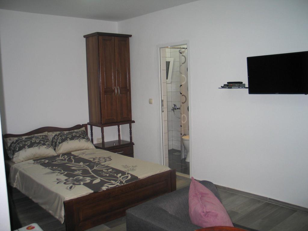 Guest House Dena ドプラー・ヴォダ 部屋 写真