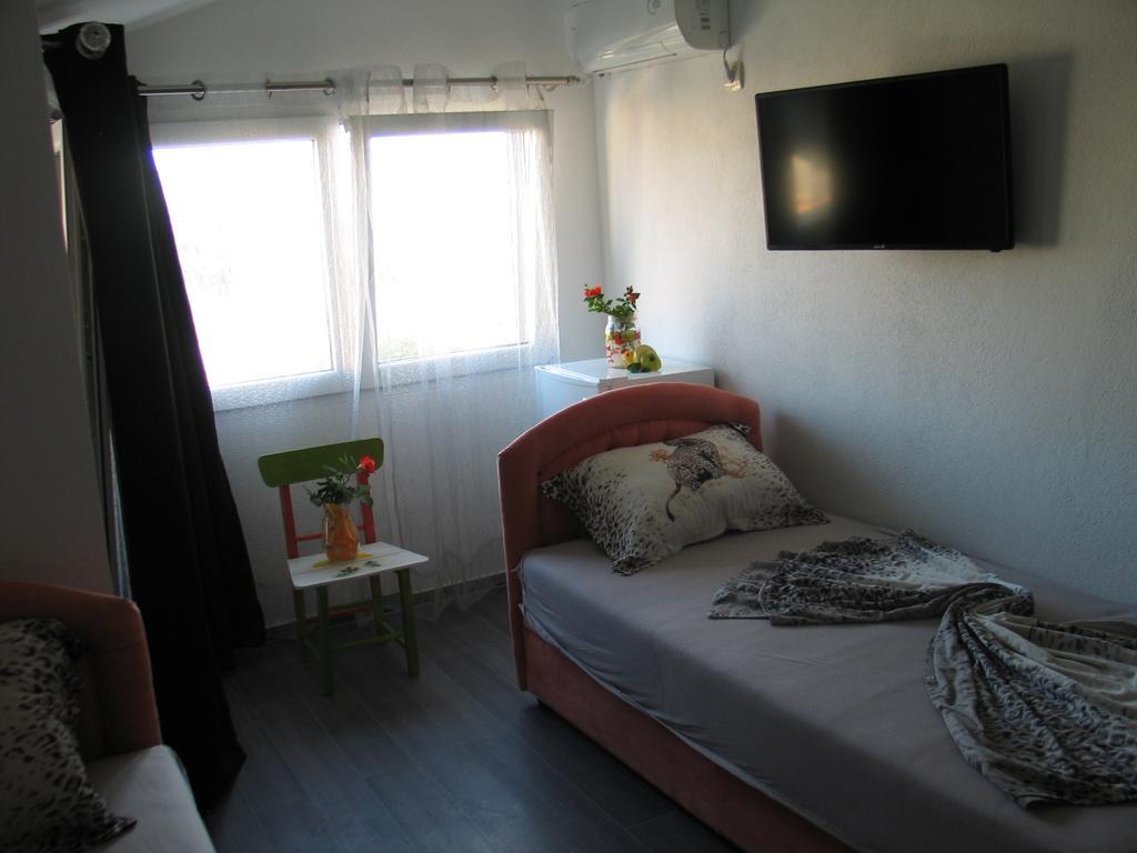 Guest House Dena ドプラー・ヴォダ 部屋 写真